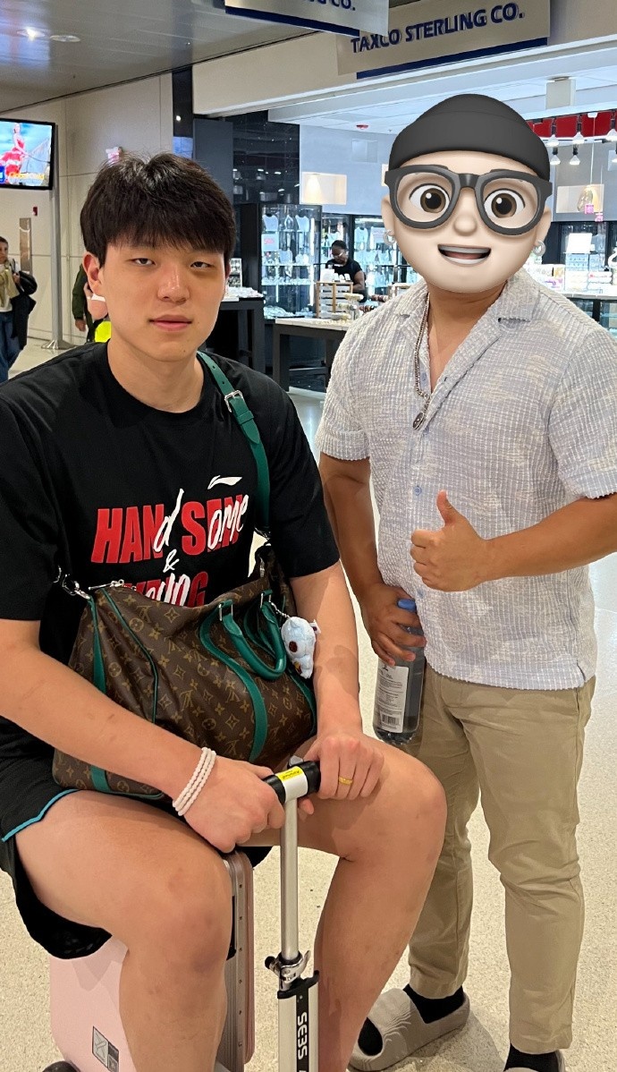 开云体育-🐑变🐼了！媒体人：杨瀚森在训练中被肘到眼睛